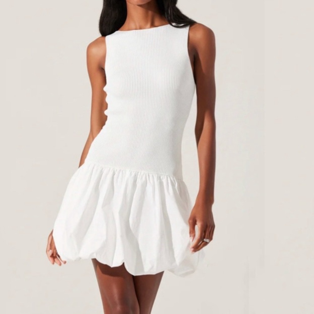 Astr Nettie Bubble Hem Sweater Dress Size L White Sleeveless Mini Dress Bride